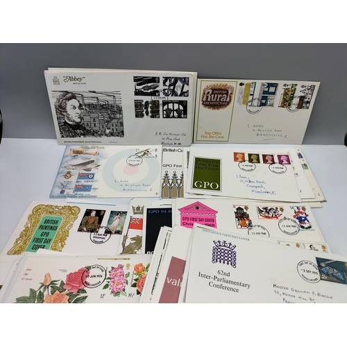 40A - Collection of First Day Covers including some Low Issue Covers.