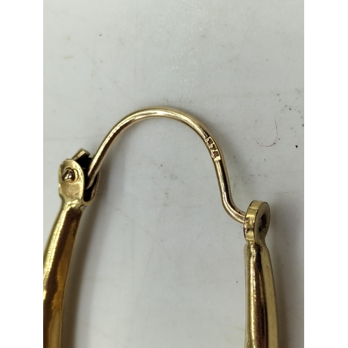 18 - 2 Pairs of 9ct Gold Earrings 2 Grams.