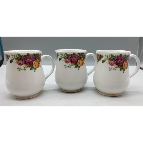 105 - Heritage Bone China 'Country Rose' Mugs (3).