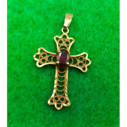 50A - 9ct Gold Garnet set Cross Pendant. 1.5 Grams.