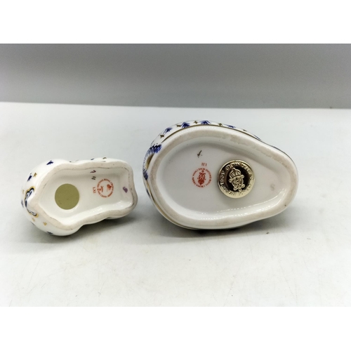 70A - 2 x Royal Crown Derby Paperweights, 'Rabbit' (date mark for 1989, gold stopper) and 'Baby Rabbit' (d... 