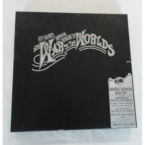 12 - WOW 100 War of the Worlds Special LTD Edition Boxset inc 2 x LP, book, poster & 12