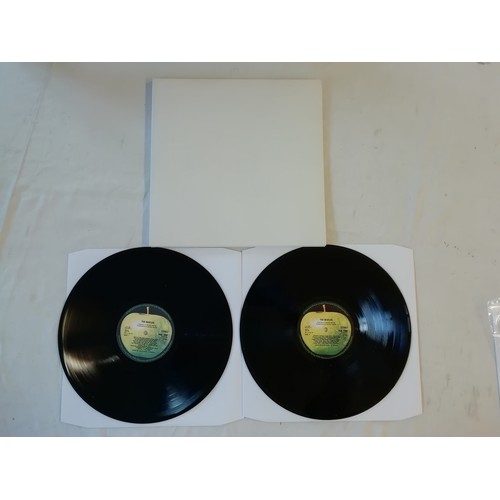 82 - The Beatles collection of 3 Lp to include PCS 7088 