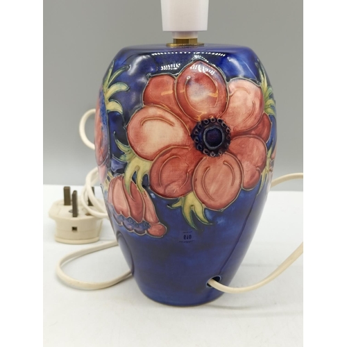 610 - Moorcroft 'Anemone on Blue Ground' Lamp. 18cm High plus Fitting.