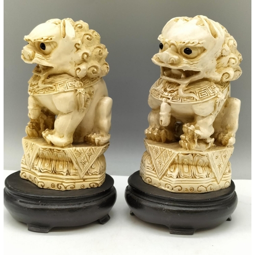 884 - Resin Foo Dogs on Plinths (2). 15cm High.