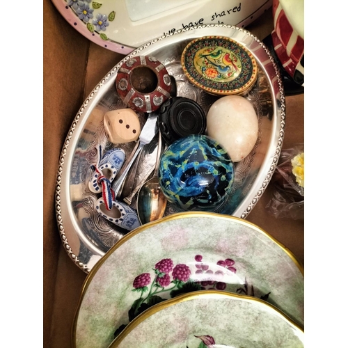 885 - Box of Assorted Pottery and Collectables.