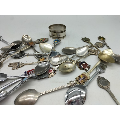 804 - Quantity of Mixed Souvenir Tea Spoons.