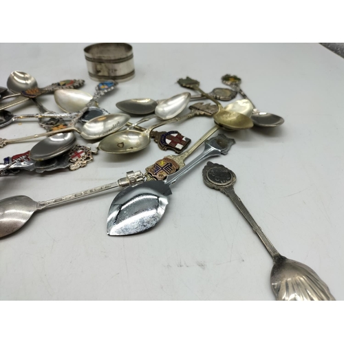 804 - Quantity of Mixed Souvenir Tea Spoons.