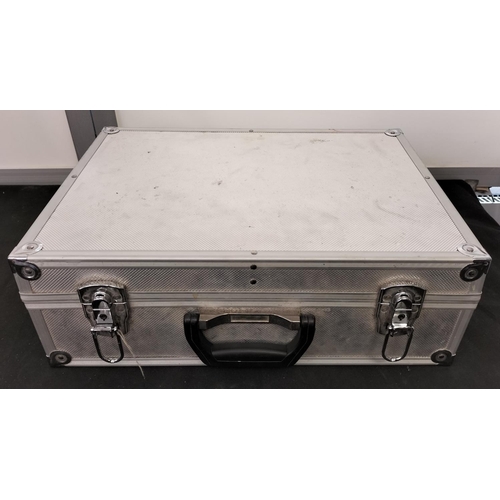 497 - Aluminium Flight Case. 45cm x 35cm x 15cm.