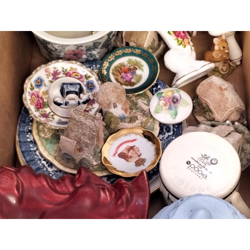 855 - Box of Mixed Pottery Items.