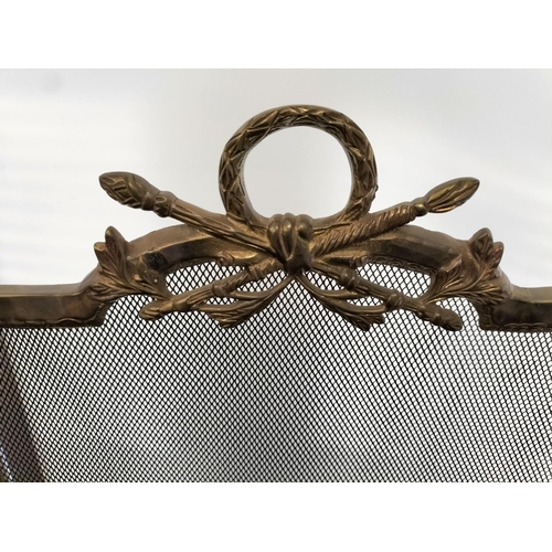 437 - Brass Fire Guard. 71cm x 44cm.