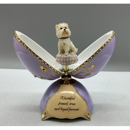 870A - Bradex Musical Egg 'Faithful Friend, West Highland Terrier'.