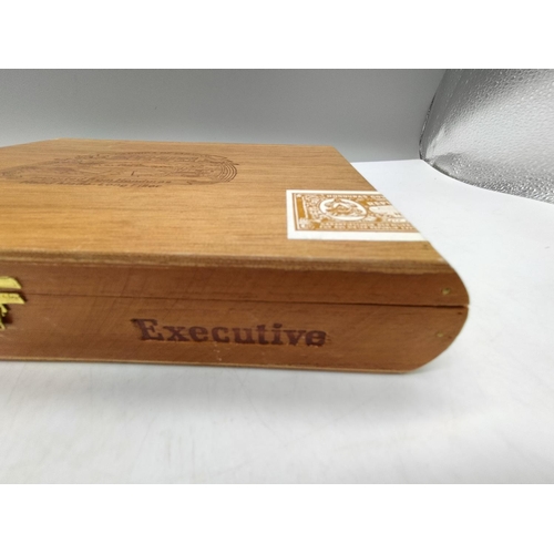 20A - Maya Executive Box of 10 Cigars.