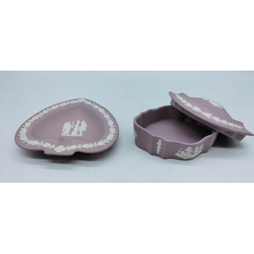 197 - Wedgwood Lilac Jasper Trinket Box and Heart Shaped Dish.