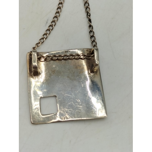 110 - 925 Silver Designer Pendant and Chain.