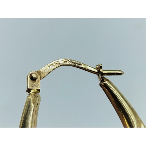 39 - 9ct Tri Colored Gold Earrings.