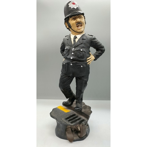 126 - Originalities 45cm Resin Figure of a Policeman by Peter Moore. No 76 - 079.