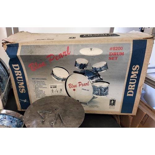 509 - Vintage Toys R Us 8000 Series Pearl Blue Drum Set. Made in USA 'Noble & Coolley'. No Drumsticks or I... 