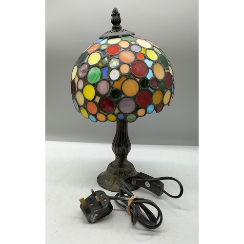 131 - Tiffany Style 36cm Lamp.