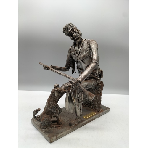 16 - Cast White Metal Figure 'The Kentuckian' by FJ Akers. 29cm High x 23cm.