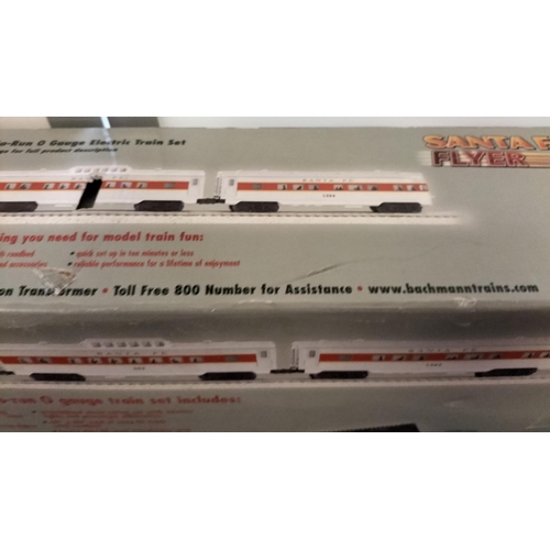 220 - Boxed Williams by Bachmann Santa Fe Flyer Train Set, O Gauge, Lionel Compatible.