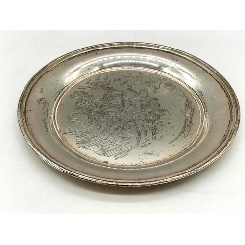 31 - London Hallmarked Silver Dish by Robert & Dore Ltd. 19cm Diameter. 218 Grams.