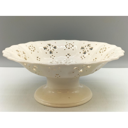 47 - Leeds Creamware Footed and Lattice Work Fruit Bowl by Hartley-Greens & Co. 23.5cm Diameter, 10cm Hig... 