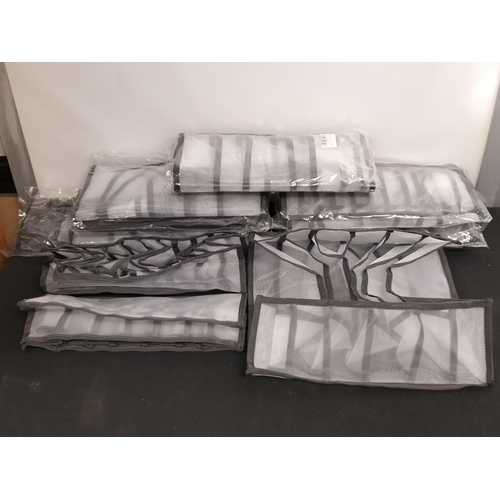 578 - 6 Sets of Space Saver Drawer Liners for Underwear.