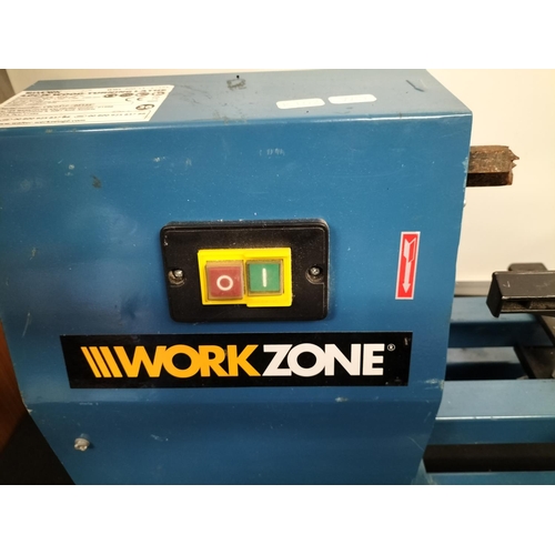 579 - WorkZone 400w Wood-Turning Lathe W/O. This Lot is Collection Only.