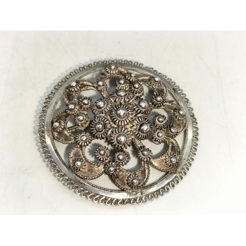 205A - 925 Silver 5cm  Victorian Brooch.