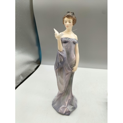 729 - Royal Doulton 21cm Lady Figure 'Harmony' HN 2824.