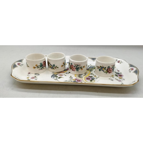 85 - Coalport 'Paradise' Tray 29cm x 14cm plus Ming Rose Napkin Rings (4).