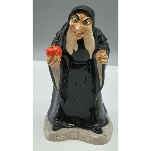 121 - Royal Doulton Disney Showcase Collection Snow White Figure 'Take the Apple Dearie' SW30.