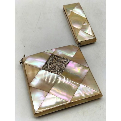 160B - Mother of Pearl Card Case with Cartouche. 10cm x 7.5cm.