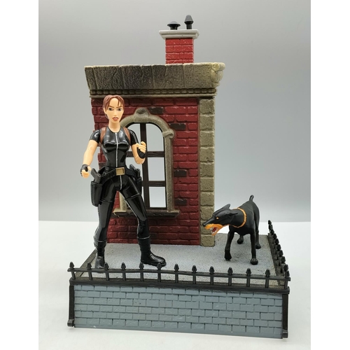 210A - Lara Croft 'Tomb Raider' with Doberman 25cm Figure