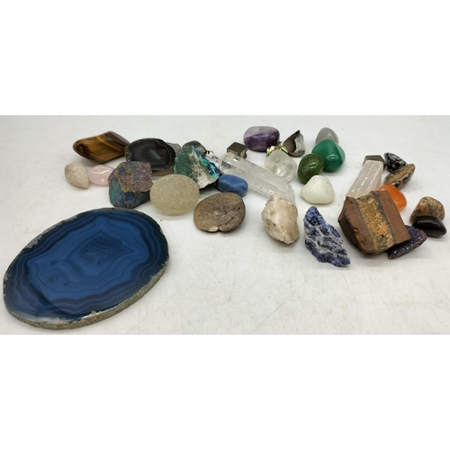 252 - Collection of Gemstones, Crystal, Flint and Fossils.