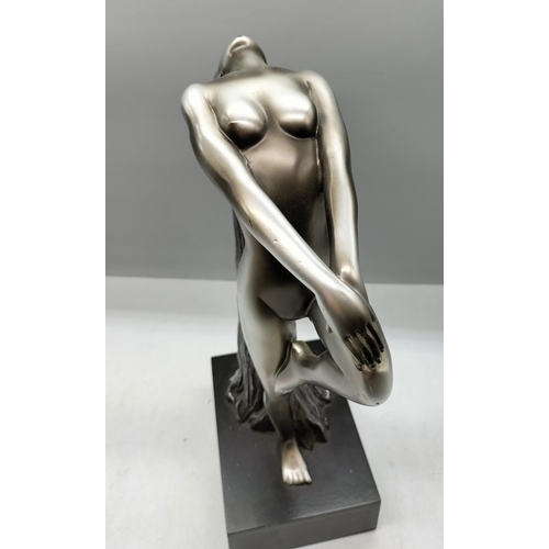 369 - Art Deco Style Nude Lady Figure on a Plinth. 35cm Tall.