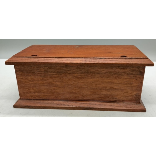 554 - Wooden Box containing 5 Watches. 22cm x 11cm.