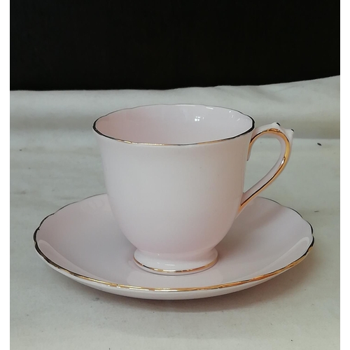 5A - Tuscan Pink 15 Piece Coffee Set with Gilded Trim.