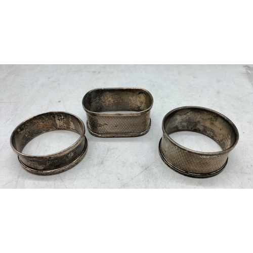 7 - Solid Silver Hallmarked Napkin Rings (3).