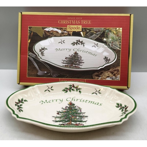 109 - Boxed Spode 'Christmas Tree' Tray /Dish. 28cm Long.