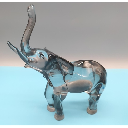 155 - Quartz Glass Model of an Elephant. 20cm High x 17cm.