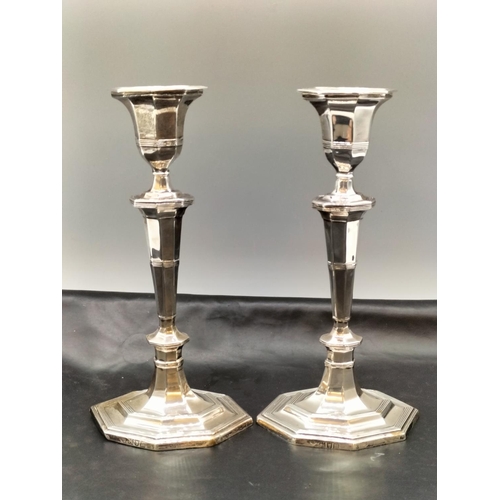 6 - Pair of London 19cm Silver Hallmarked Candlesticks. Gibson & Co Ltd, 1907. Good Condition.