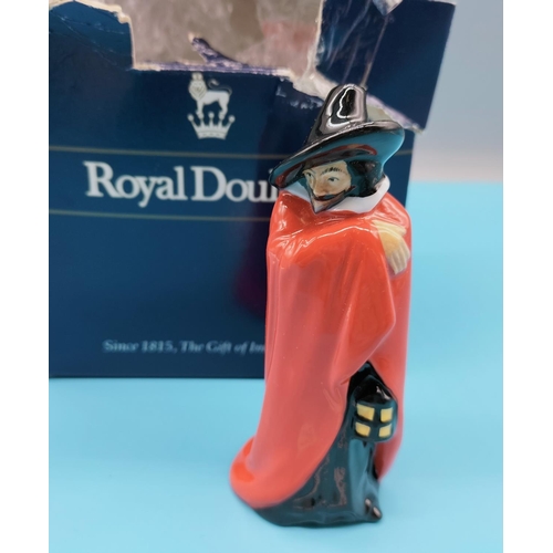 729 - Royal Doulton 10cm Figure 'Guy Fawkes' HN 3271. Boxed.