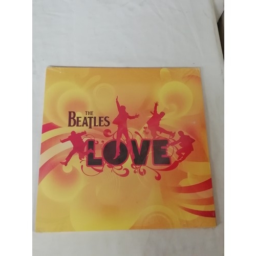 80 - The Beatles PCS7088 