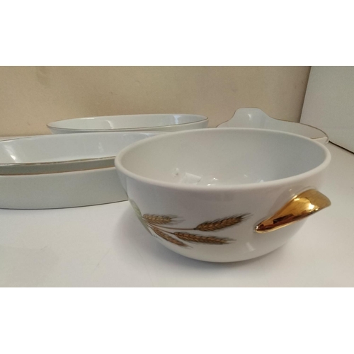 110 - Royal Worcester 'Eveshan' Pattern Serving Dishes (5). Largest being 37cm x 23cm. Some Rubbing to Gil... 