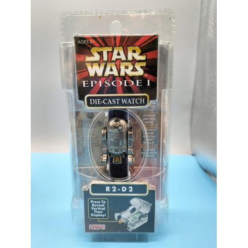 120 - Hasbro Star Wars Episode 1 R2D2 Die-Cast Watch in Original Blister Pack plus 20th Anniversary 9cm Ba... 