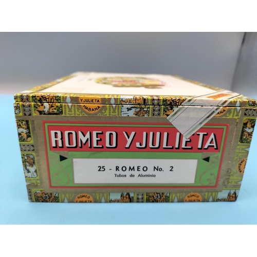 36 - Unopened Box of 25 Romeo Y Julieta, Romeo No2 Cigars, Tubos de Aluminio.