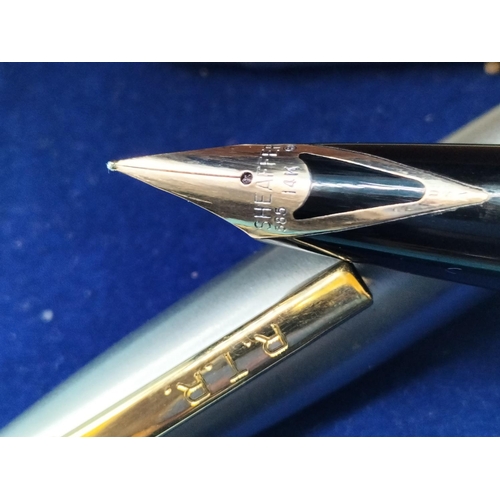 94 - Sheaffer 14ct Gold Nib Eaton Textrom Fountain Pen.