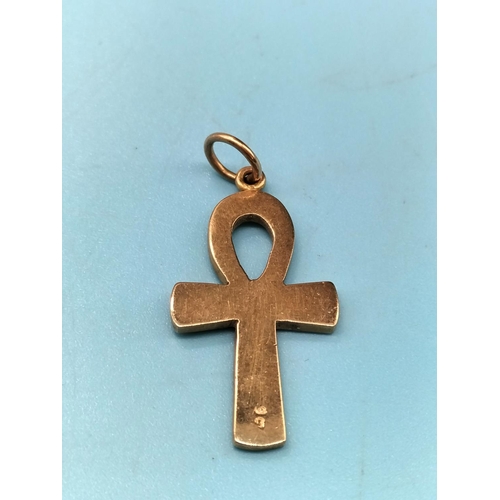 333 - 9ct Gold Ankh Pendant. 2.7 Grams.